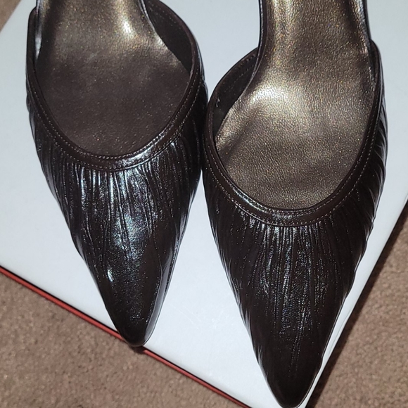 🎉💜HP💜🎉Stuart Weitzman D'Orsay pump 6M - Picture 5 of 7